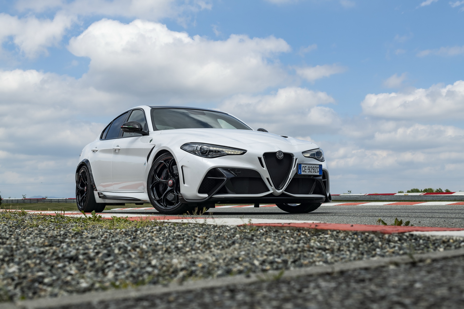 Alfa Romeo Giulia GTA ve GTAm resim galerisi (14.05.2021)