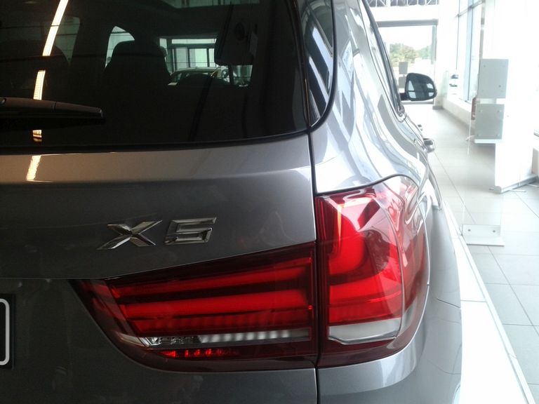 YEN BMW X5 TRKYE'DE SATITA RESM GALERS