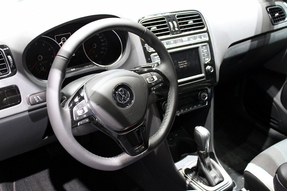 YEN MAKYAJLI VOLKSWAGEN POLO BLUEGT CENEVRE RESM GALERS