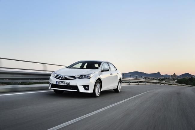 YEN TOYOTA COROLLA AYRINTILI RESM GALERS