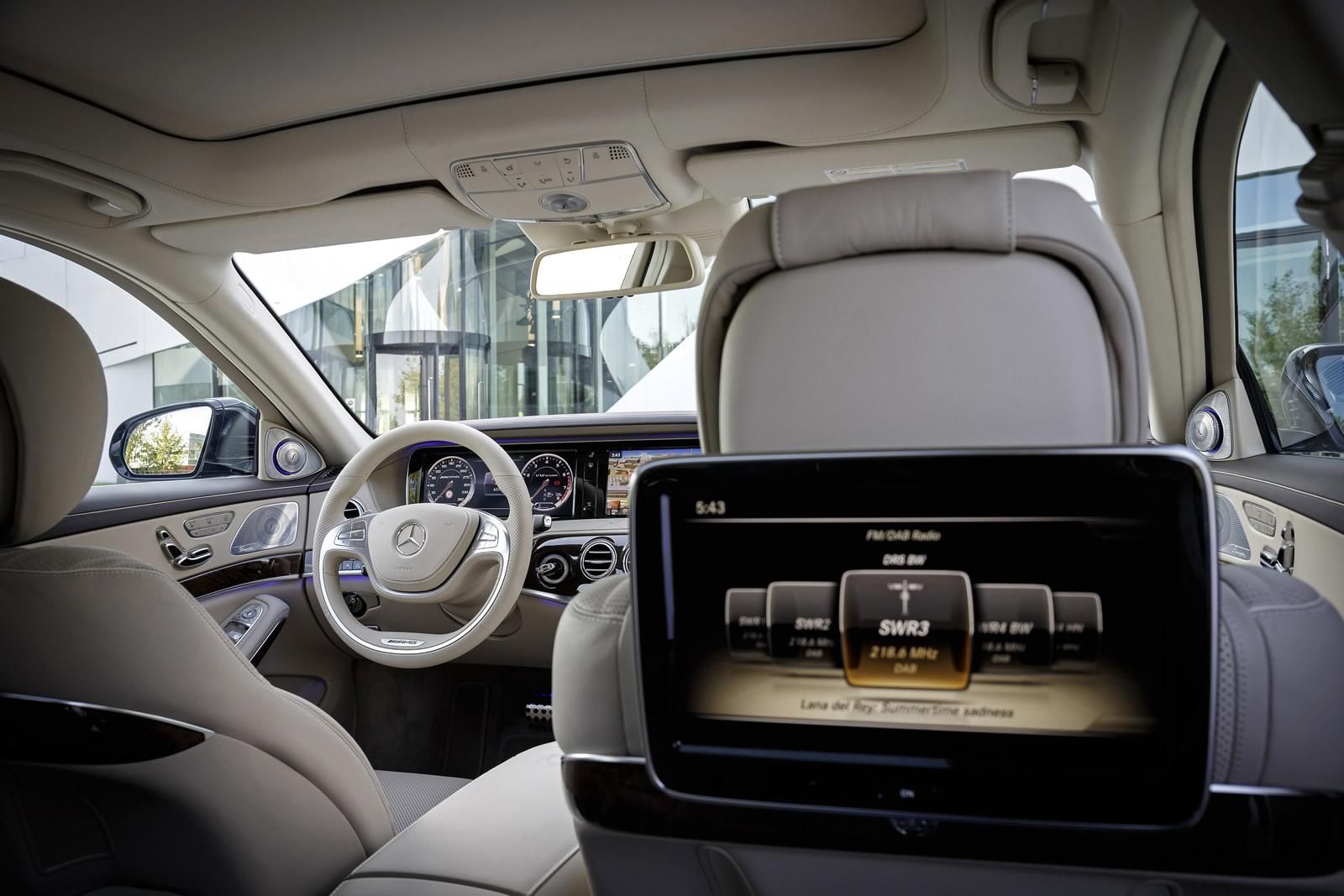 YEN MERCEDES S65 AMG RESM FOTORAF GALERS