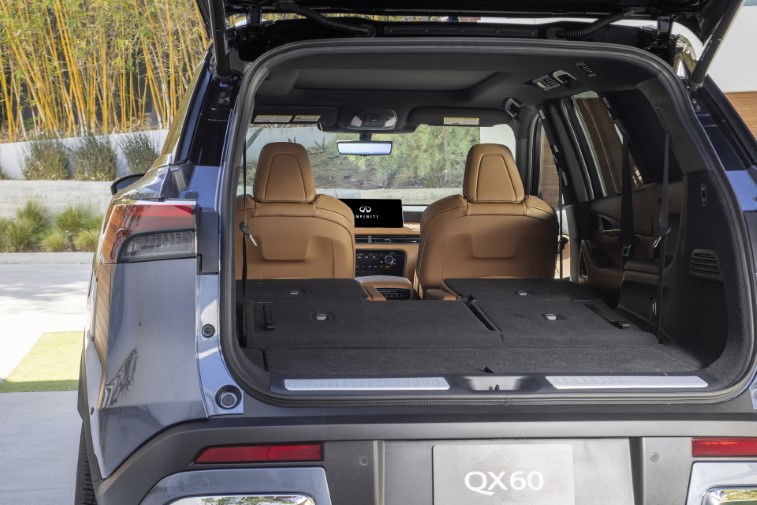 2022 Infiniti QX60 resim galerisi (25.06.2021)