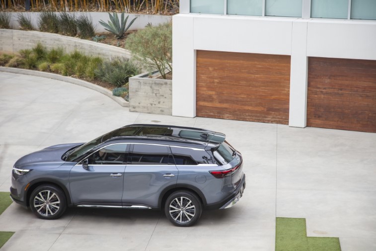 2022 Infiniti QX60 resim galerisi (25.06.2021)