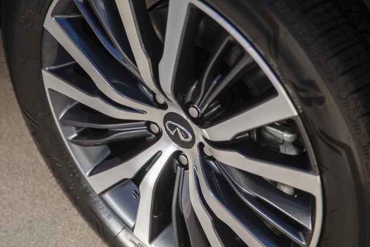 2022 Infiniti QX60 resim galerisi (25.06.2021)