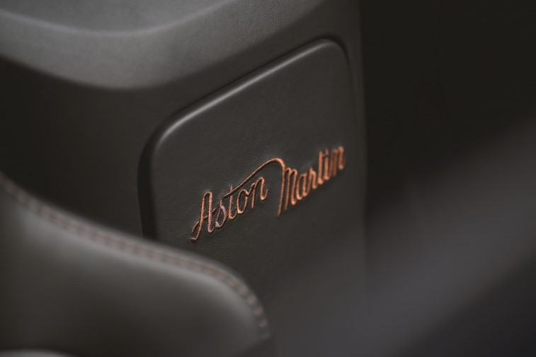 Aston Martin Vantage Roadster resim galerisi (25.06.2021)