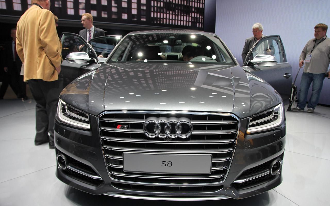 YEN AUD S8 SEDAN FRANKFURT RESM GALERS