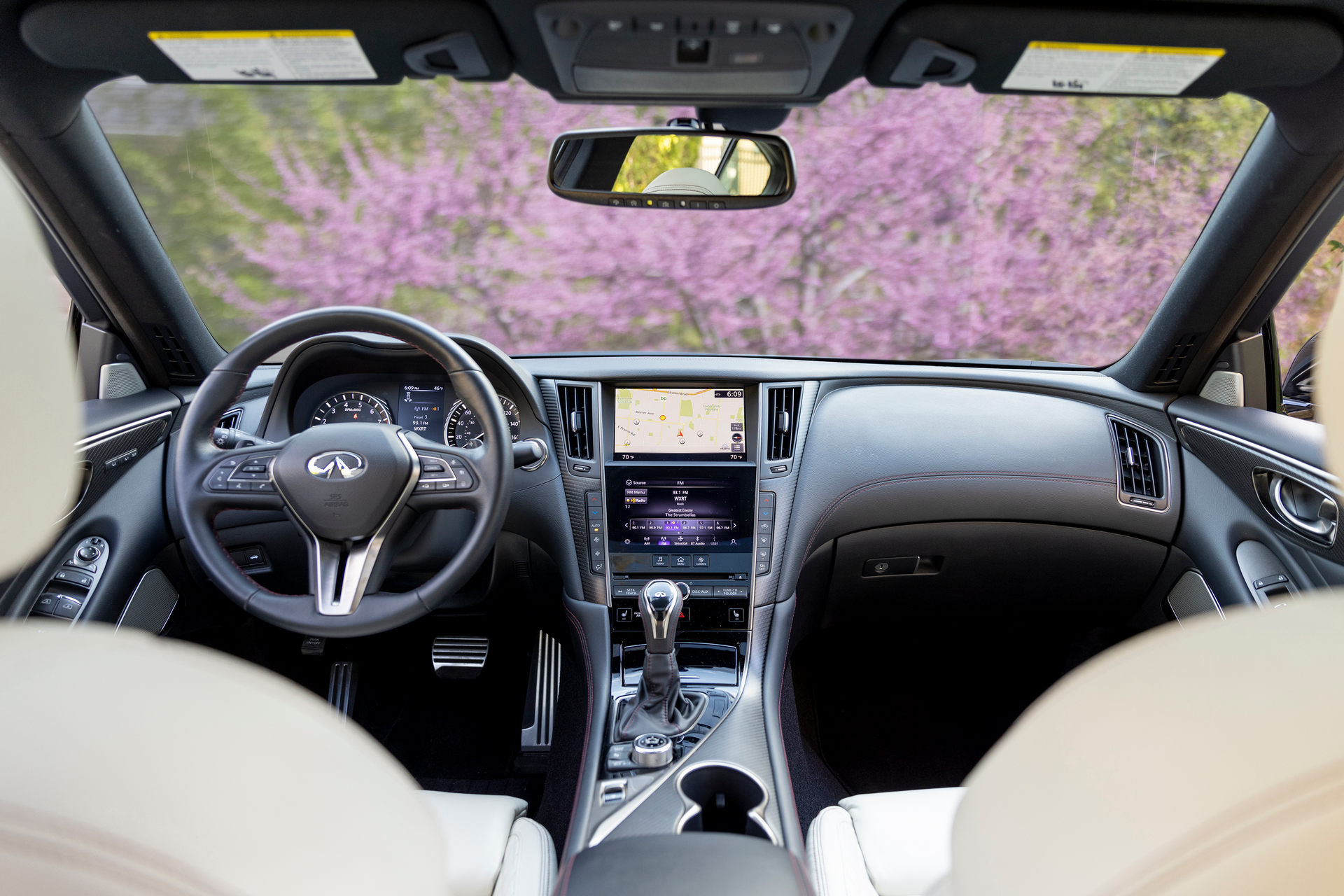 2022 Infiniti Q50 resim galerisi (28.09.2021)