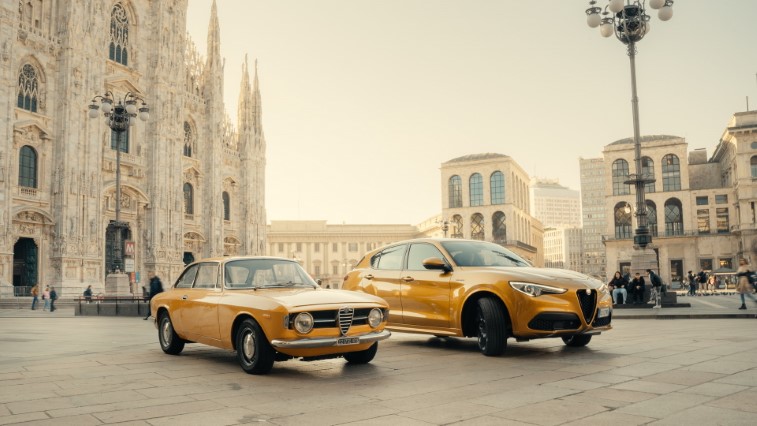 Alfa Romeo Giulia ve Stelvio in Yeni GT Junior zel Srmleri resim galerisi (14.10.2021)