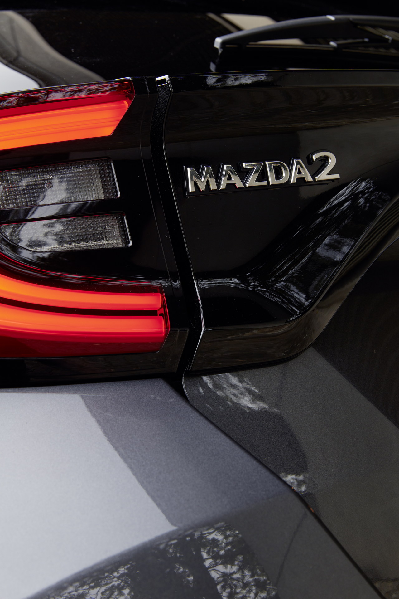 2022 Mazda2 Hybrid resim galerisi (08.12.2021)