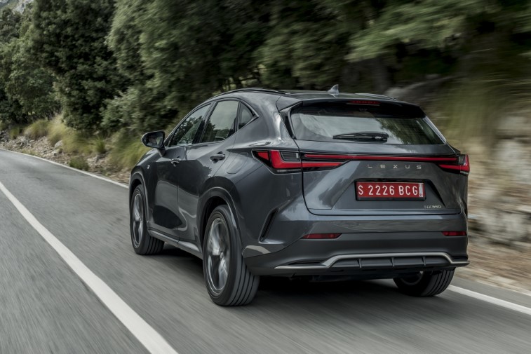 2022 Lexus NX resim galerisi (12.12.2021)