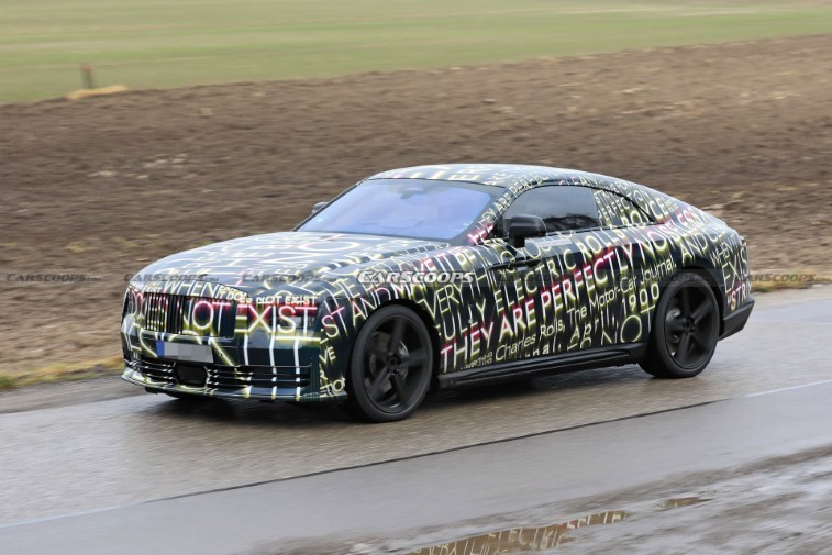2024 Rolls-Royce Spectre resim galerisi (03.02.2022)