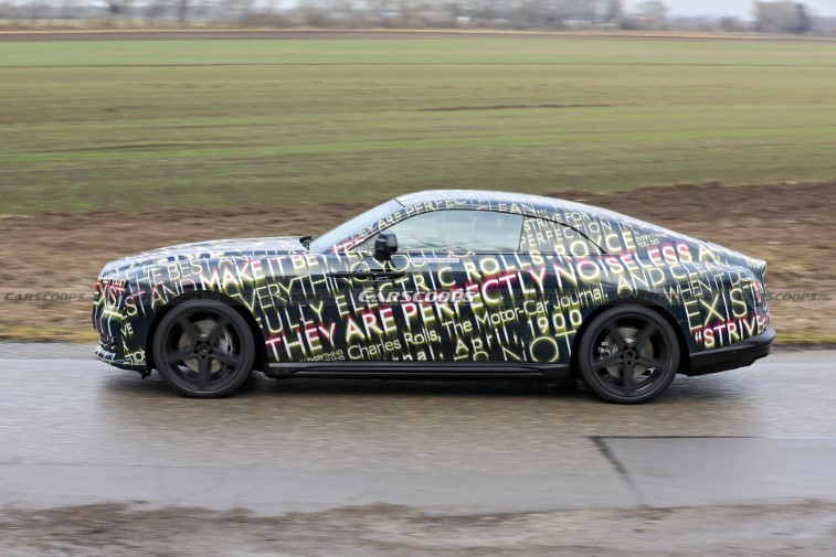 2024 Rolls-Royce Spectre resim galerisi (03.02.2022)
