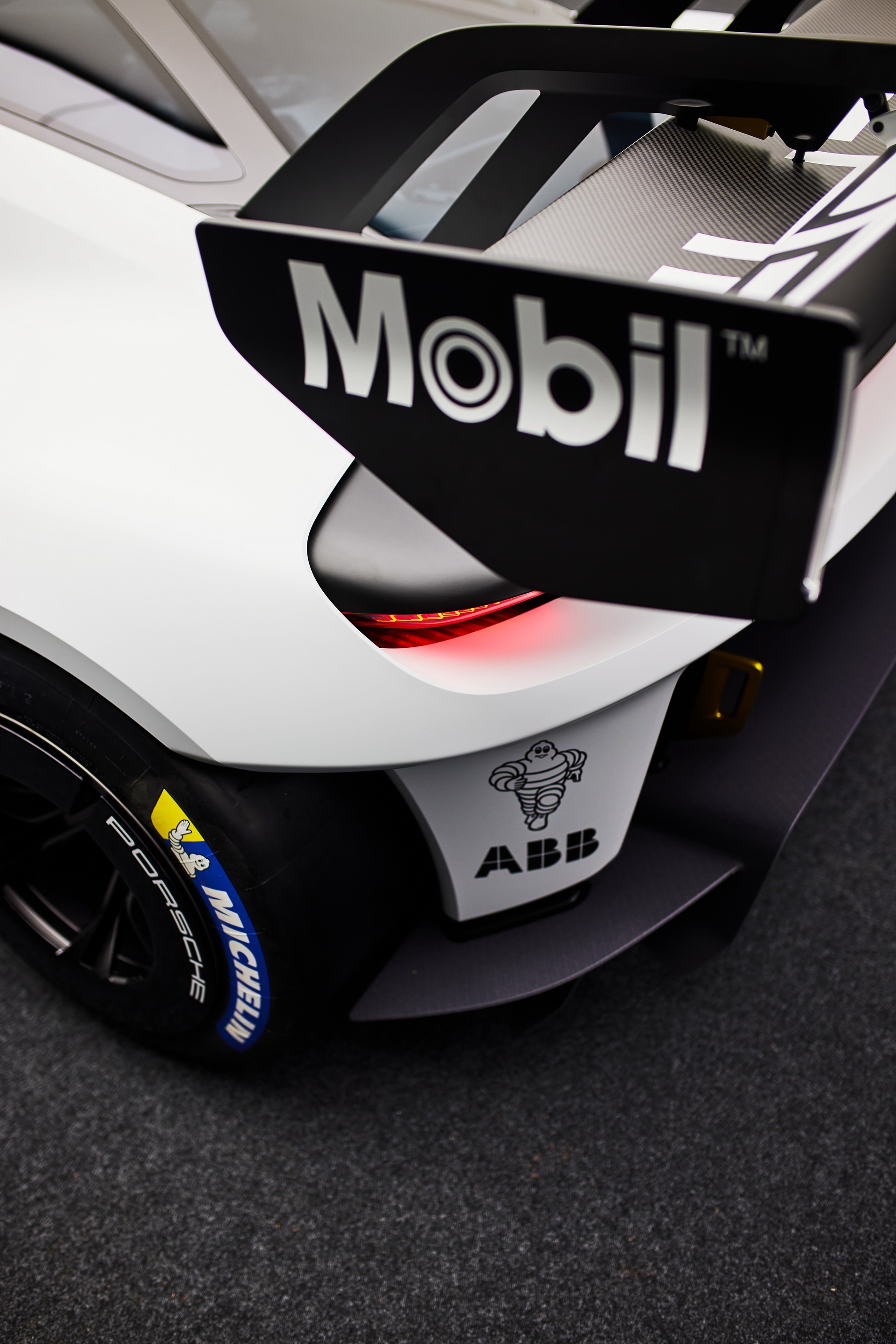 Porsche Mission R konsepti resim galerisi (21.02.2022)