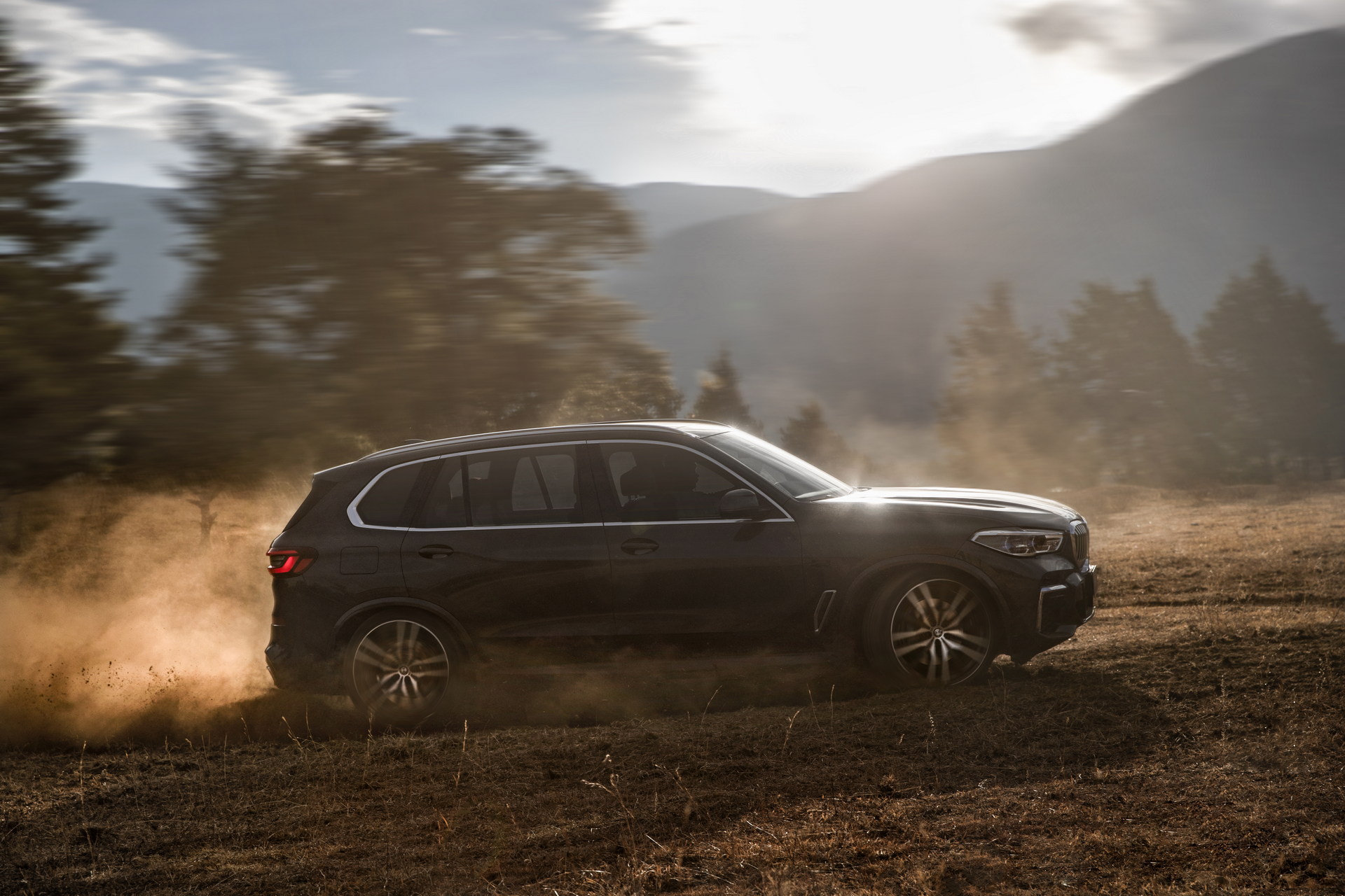 BMW X5 Li resim galerisi (02.03.2022)