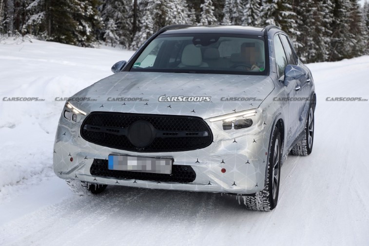 2023 Mercedes GLC resim galerisi (10.03.2022)