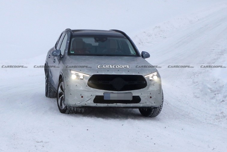 2023 Mercedes GLC resim galerisi (10.03.2022)