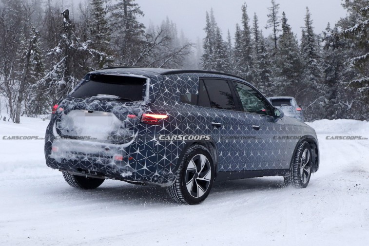 2023 Mercedes GLC resim galerisi (10.03.2022)