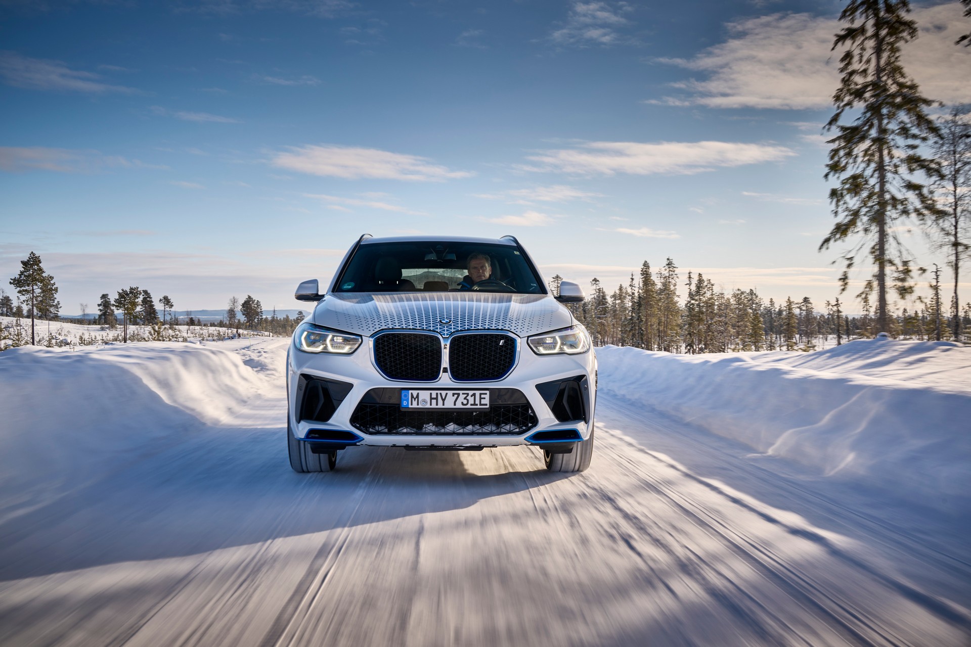 BMW iX5 Hydrogen resim galerisi (14.03.2022)