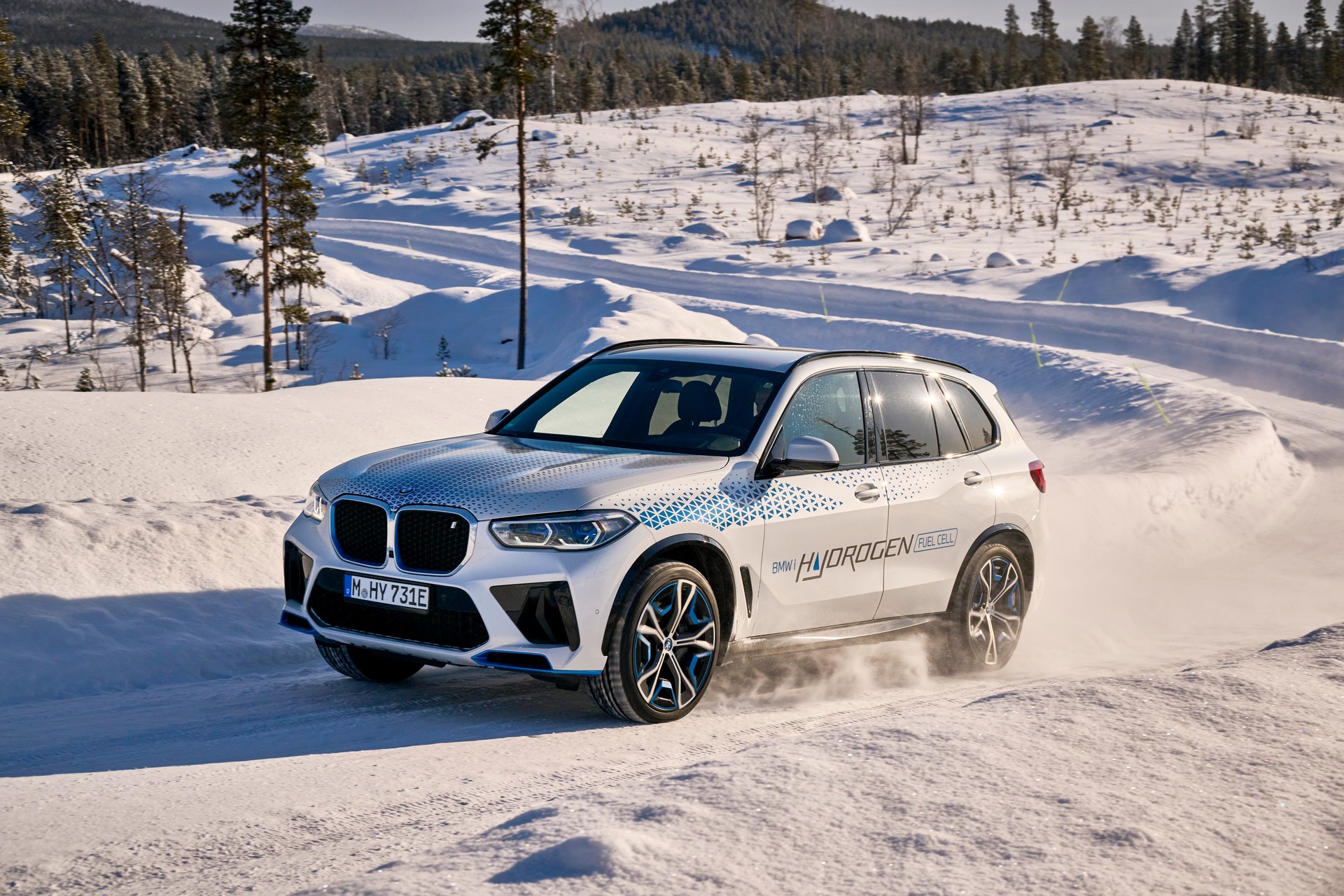 BMW iX5 Hydrogen resim galerisi (14.03.2022)