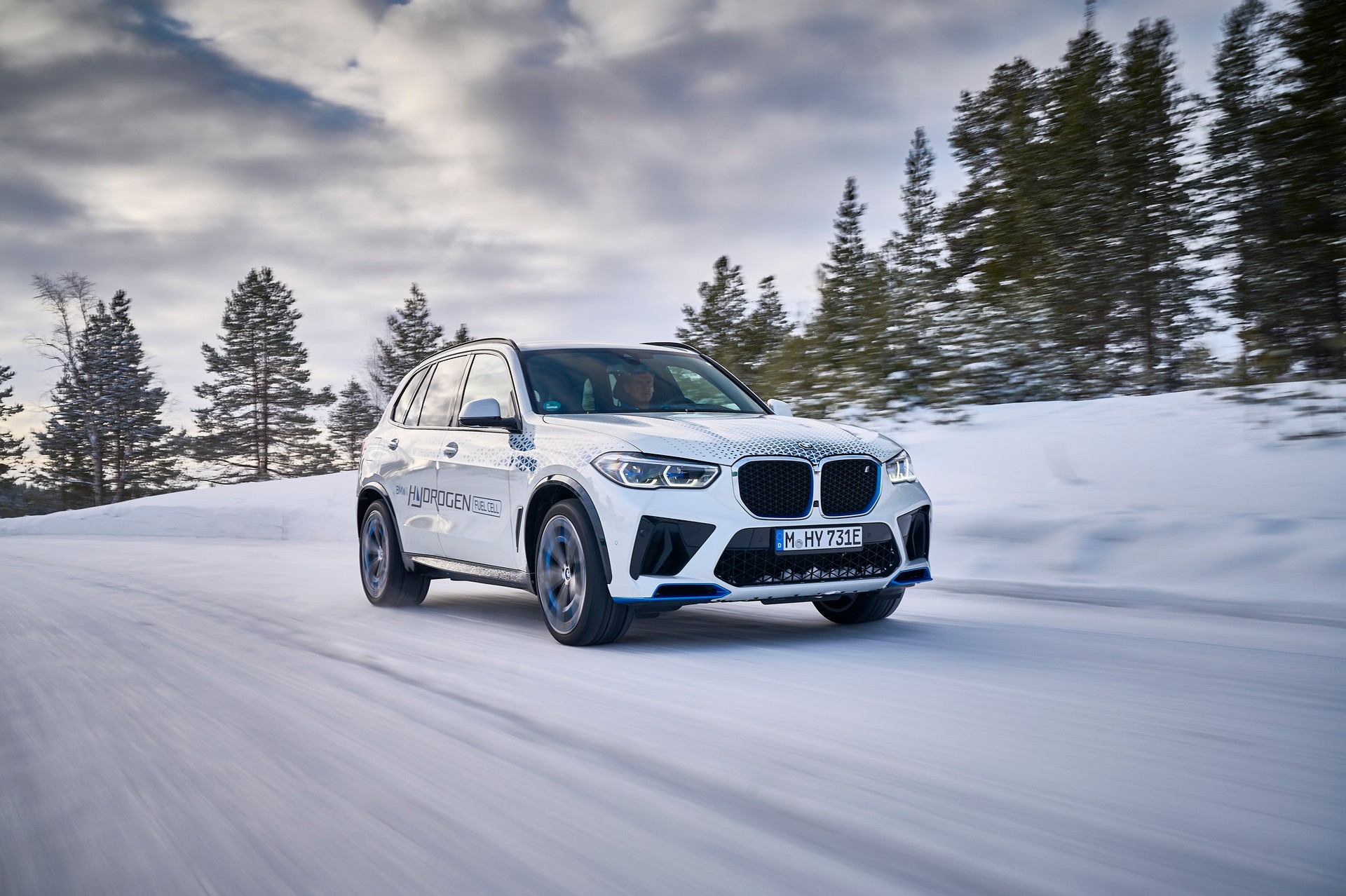 BMW iX5 Hydrogen resim galerisi (14.03.2022)