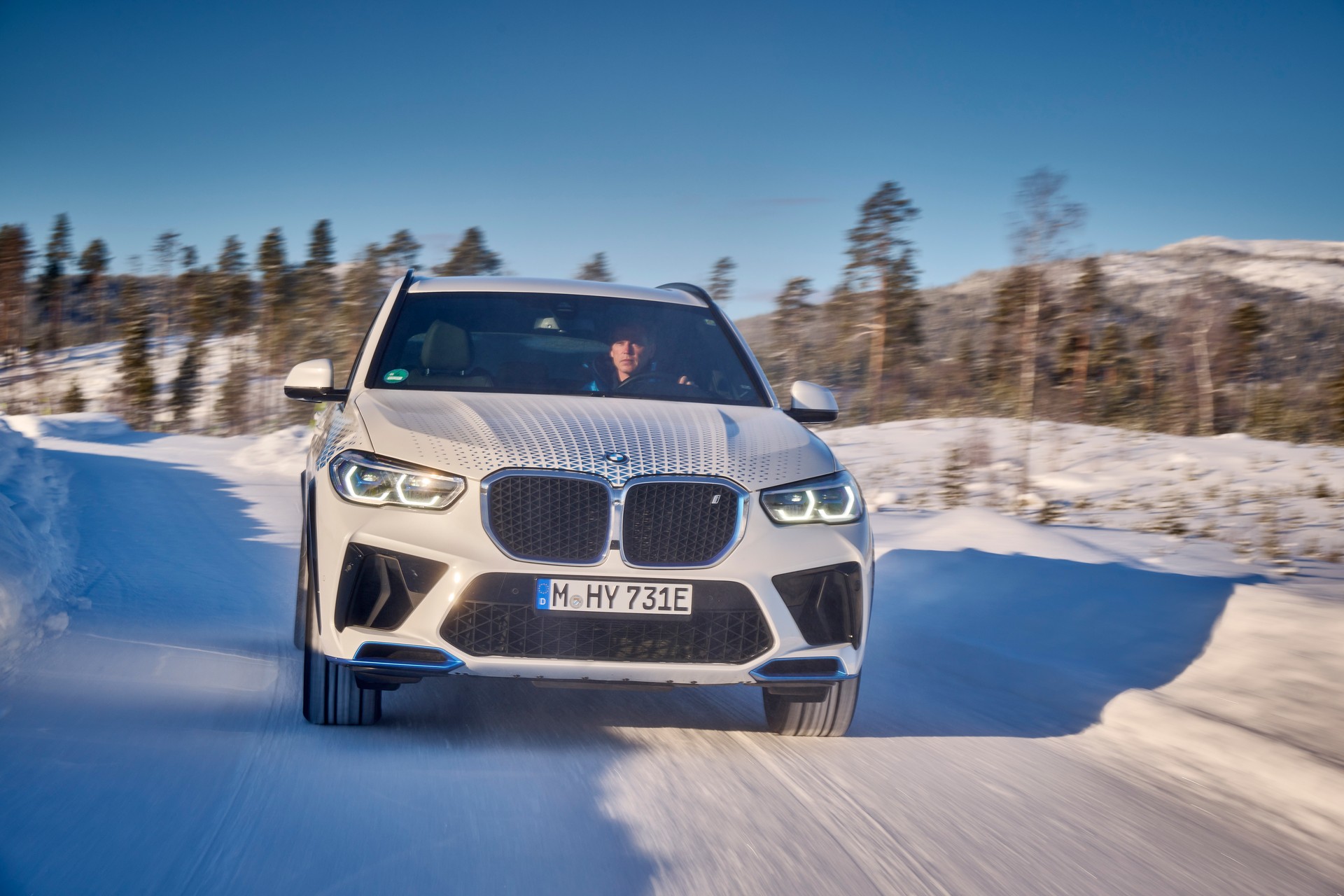 BMW iX5 Hydrogen resim galerisi (14.03.2022)