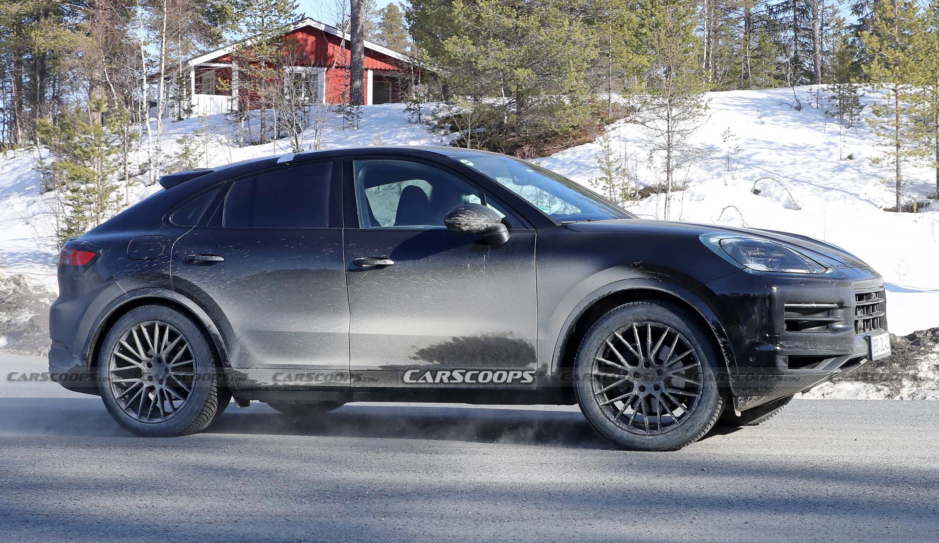 2023 Porsche Cayenne Coupe resim galerisi (24.03.2022)