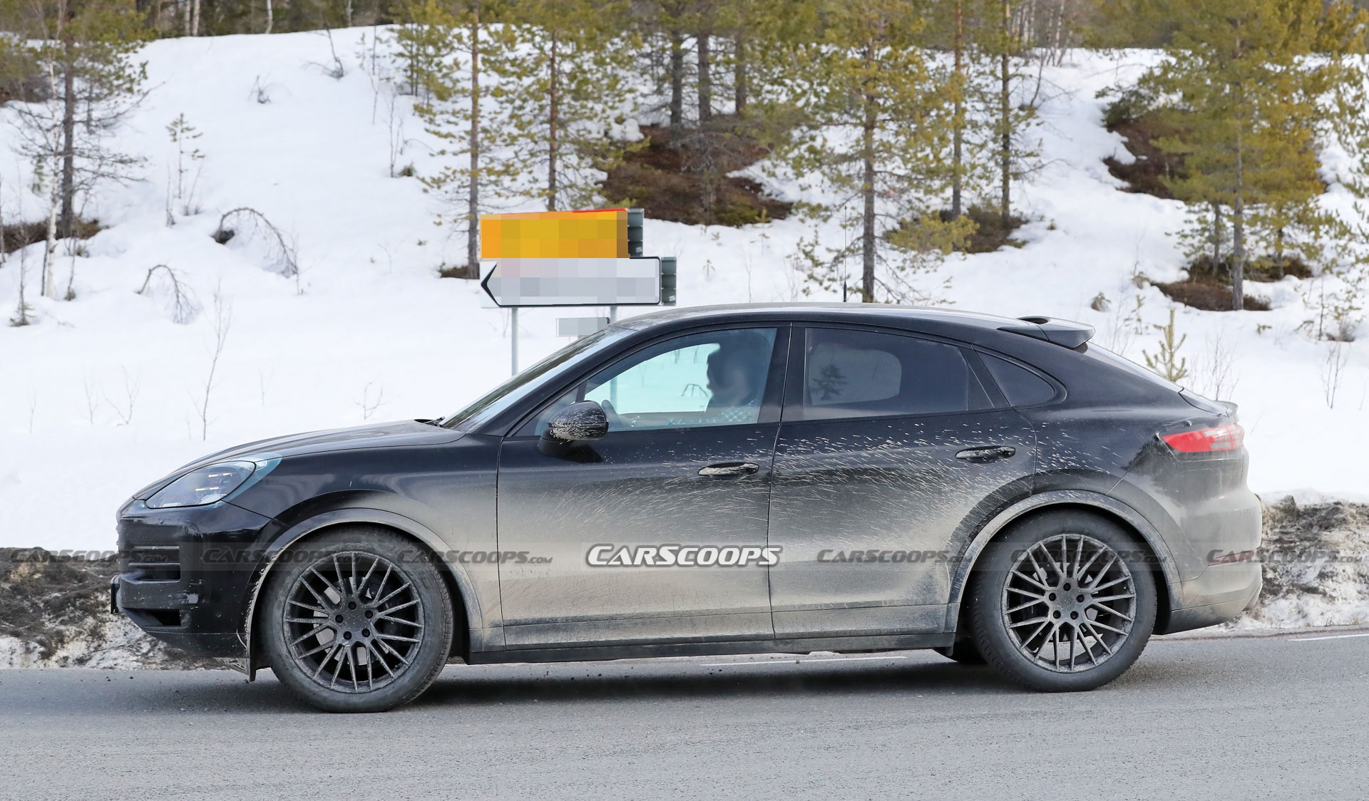 2023 Porsche Cayenne Coupe resim galerisi (24.03.2022)