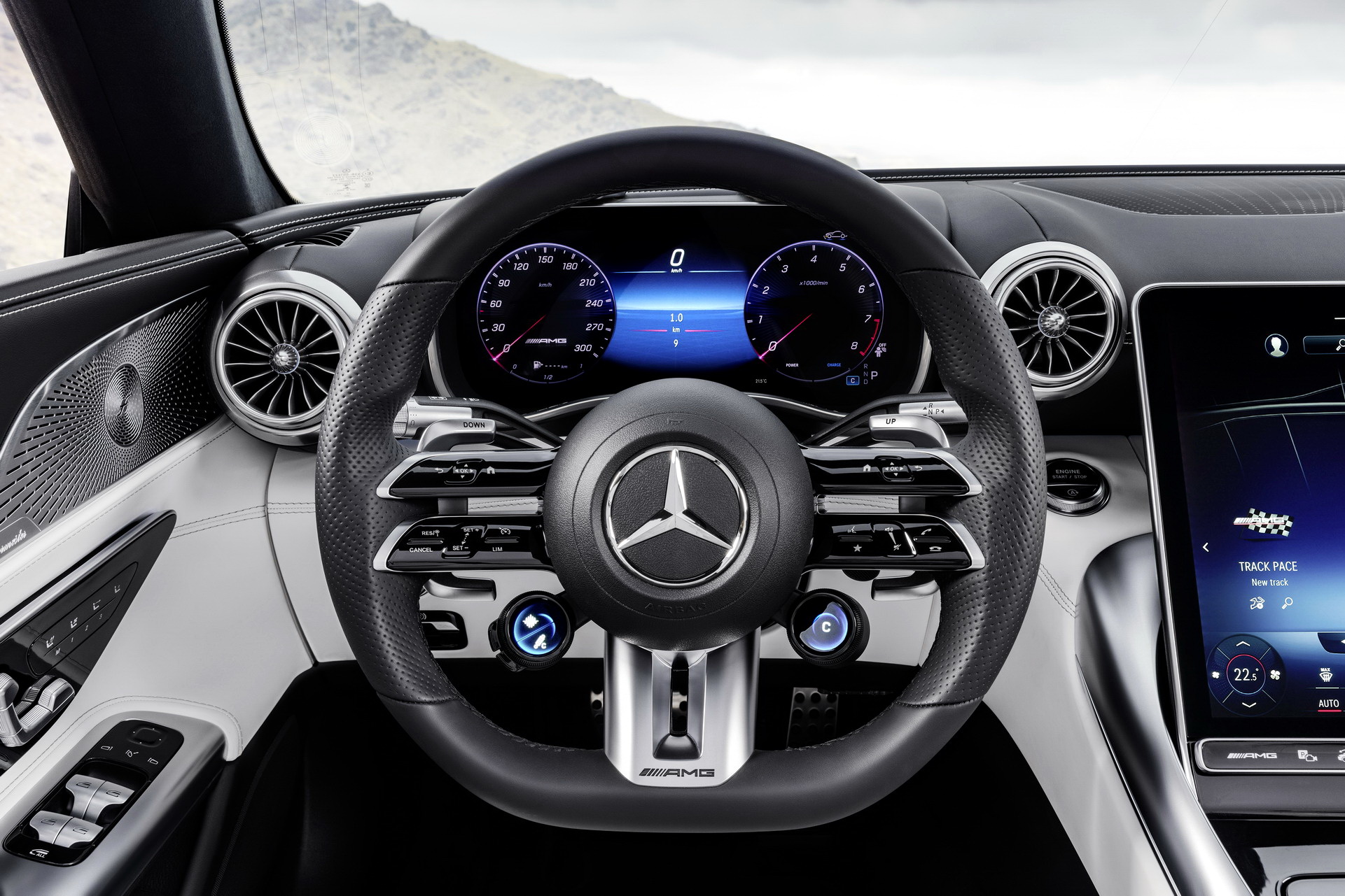 2023 Mercedes-AMG SL43 resim galerisi (06.04.2022)