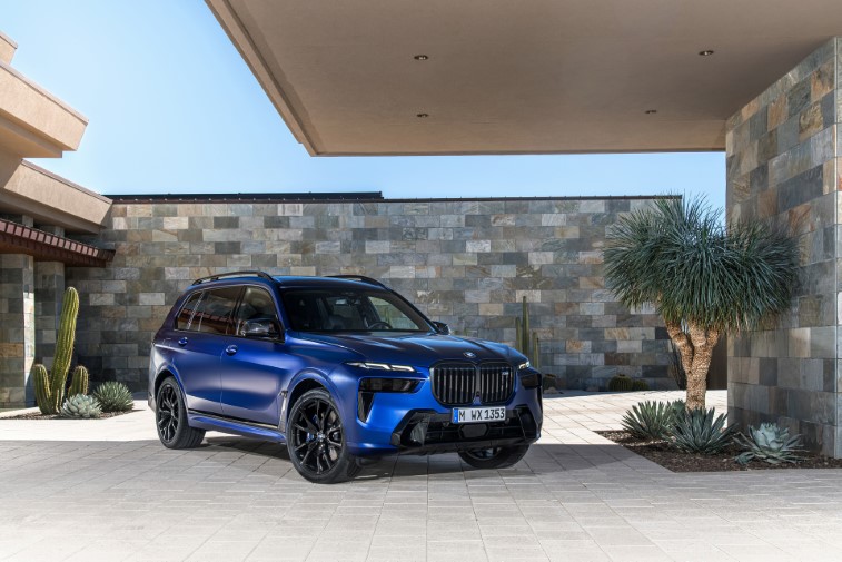 2023 BMW X7 resim galerisi (14.04.2022)