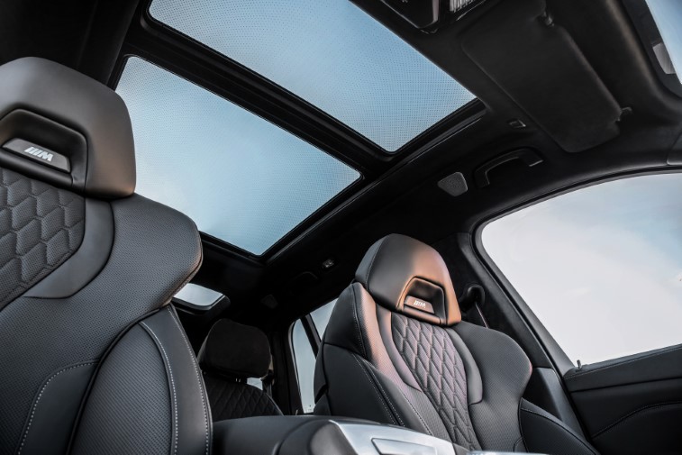 2023 BMW X7 resim galerisi (14.04.2022)
