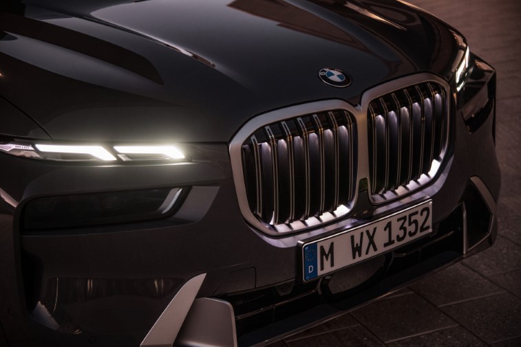 2023 BMW X7 resim galerisi (14.04.2022)