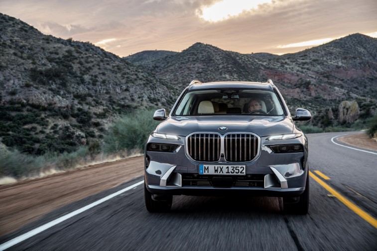 2023 BMW X7 resim galerisi (14.04.2022)