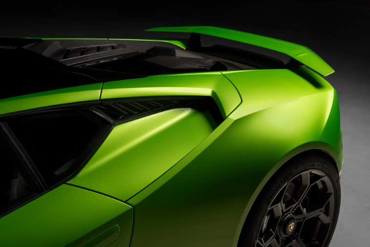 Lamborghini Huracan Tecnica resim galerisi (17.04.2022)