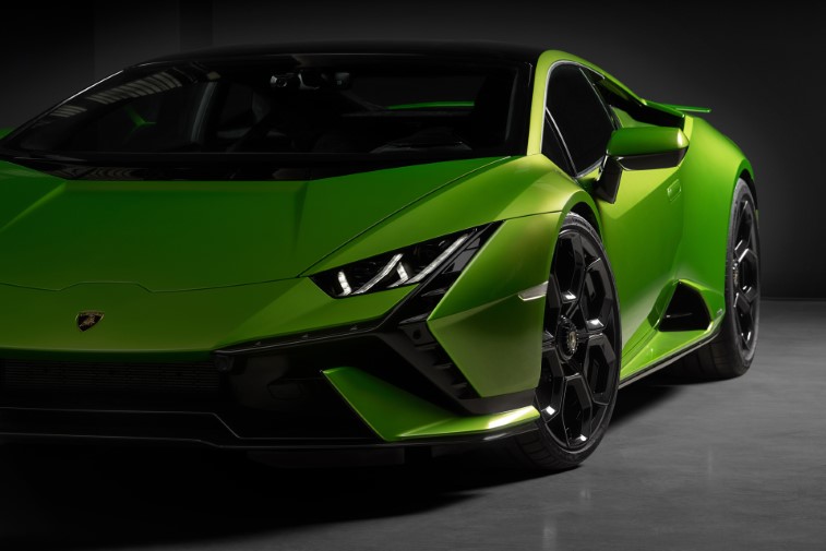 Lamborghini Huracan Tecnica resim galerisi (17.04.2022)