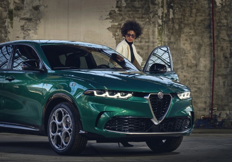 2023 Alfa Romeo Tonale resim galerisi (08.05.2022)