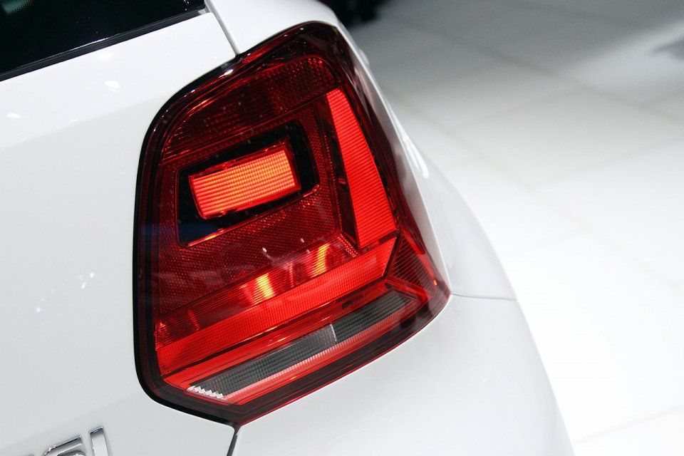 YEN MAKYAJLI VOLKSWAGEN POLO R-LNE CENEVRE RESM GALERS