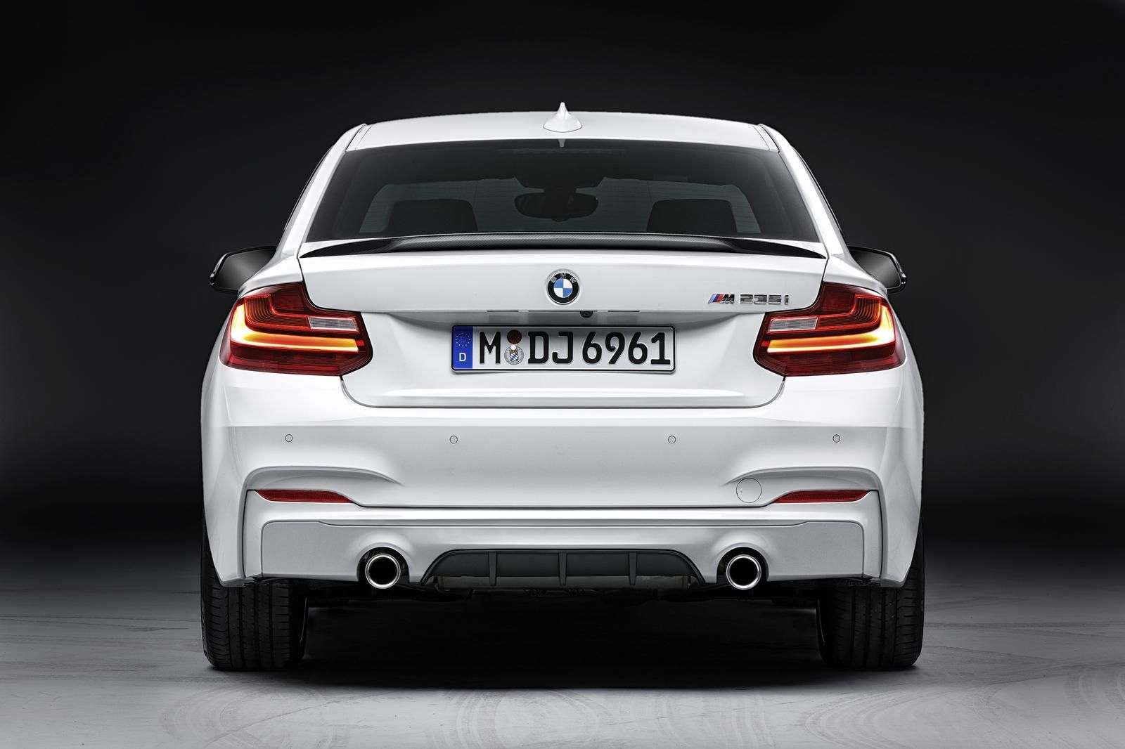BMW YEN 2 SERS COUPE M PERFORMANS RESM GALERS