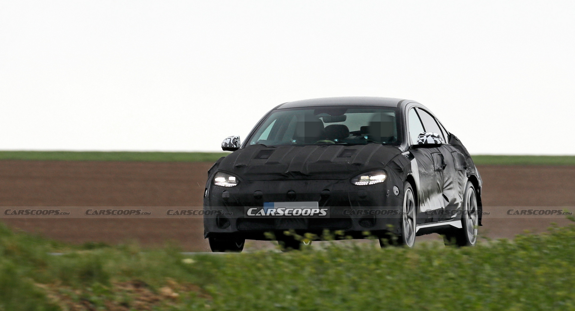 2023 Hyundai Ioniq 6 resim galerisi (24.06.2022)