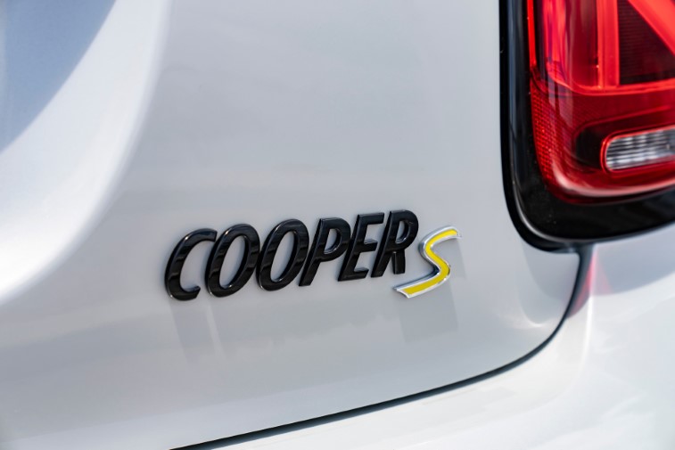 Mini Cooper SE Convertible resim galerisi (15.07.2022)