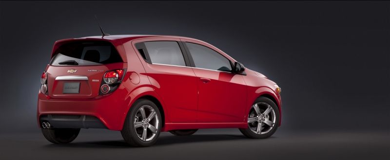YEN CHEVROLET AVEO RS (SONC) RESM GALERS