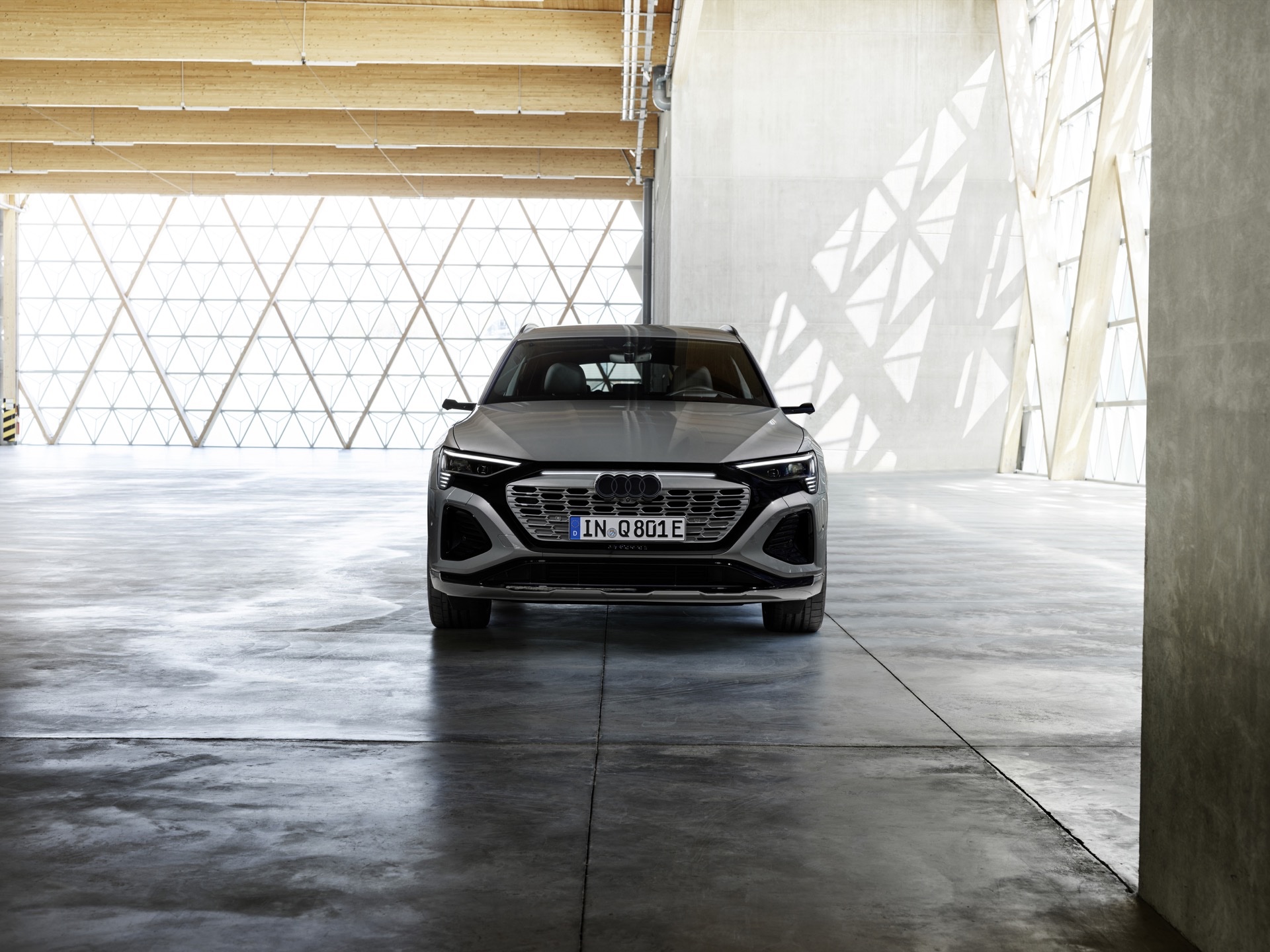 2024 Audi Q8 E-Tron resim galerisi (15.11.2022)