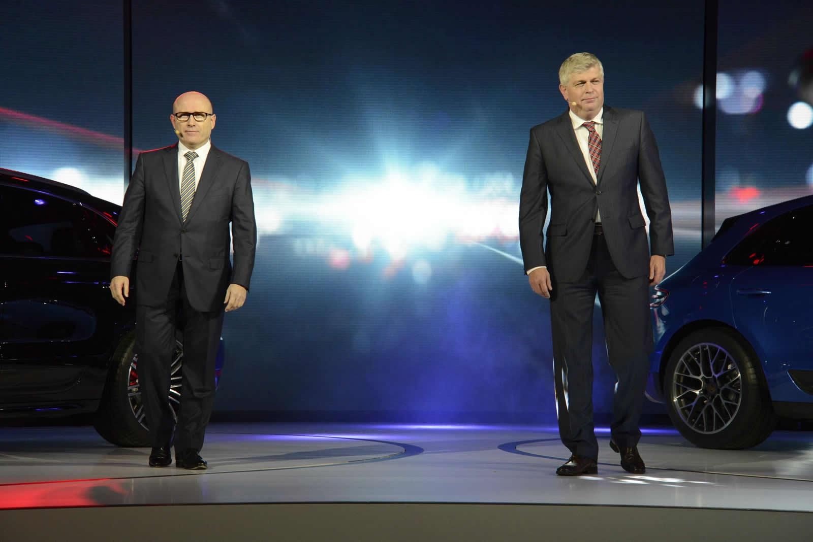 YEN PORSCHE MACAN LOS ANGLES TANITIM RESM GALERS