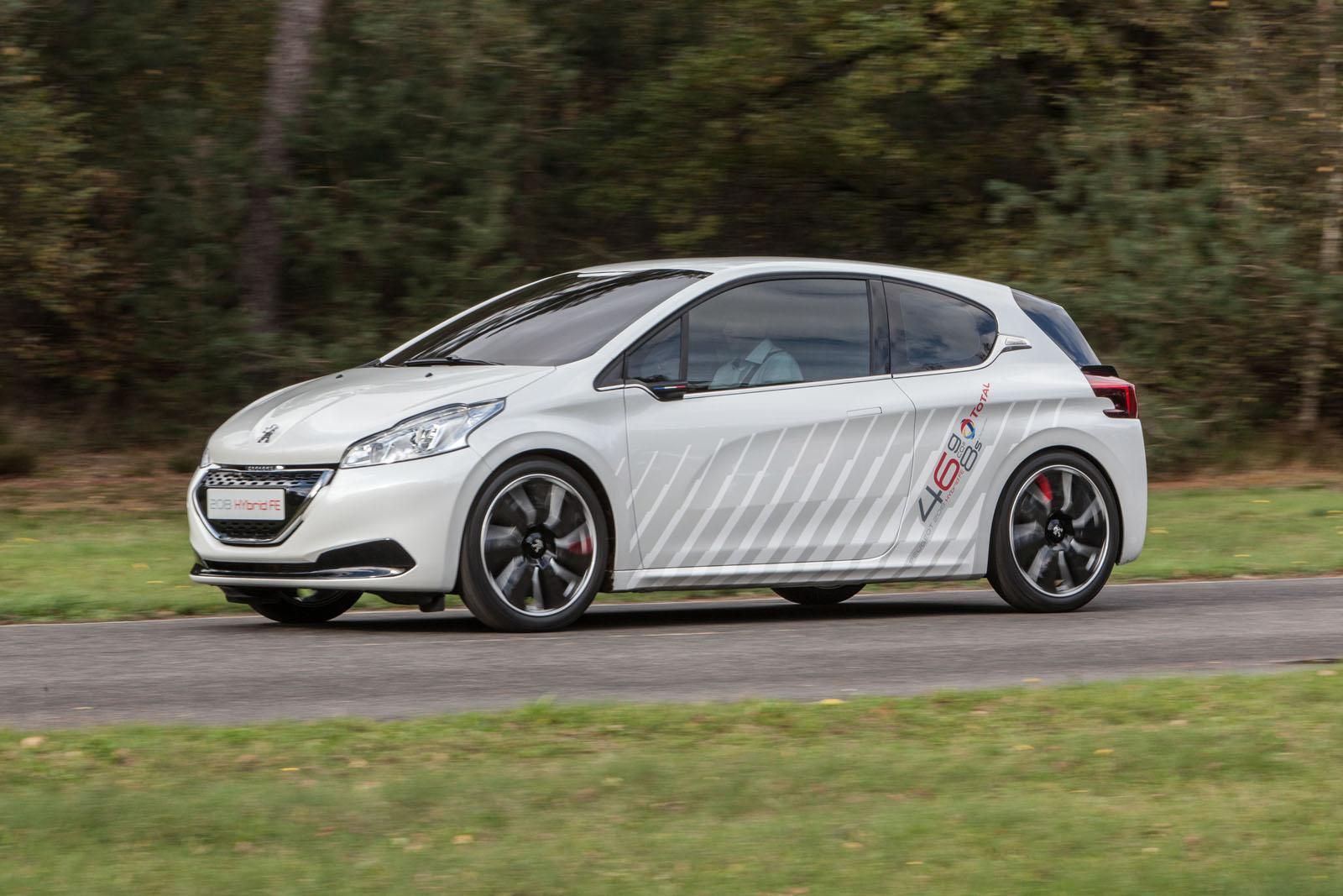 PEUGEOT 208 FE HYBRID AYRINTILI RESM GALERS