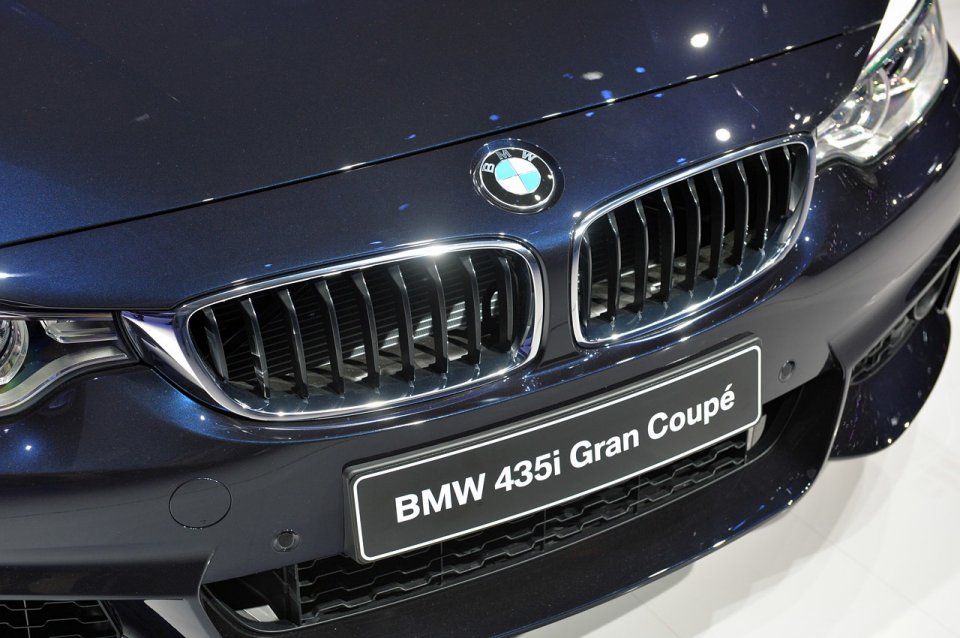 YEN BMW 4 SERS GRAN COUPE CENEVRE RESM GALERS