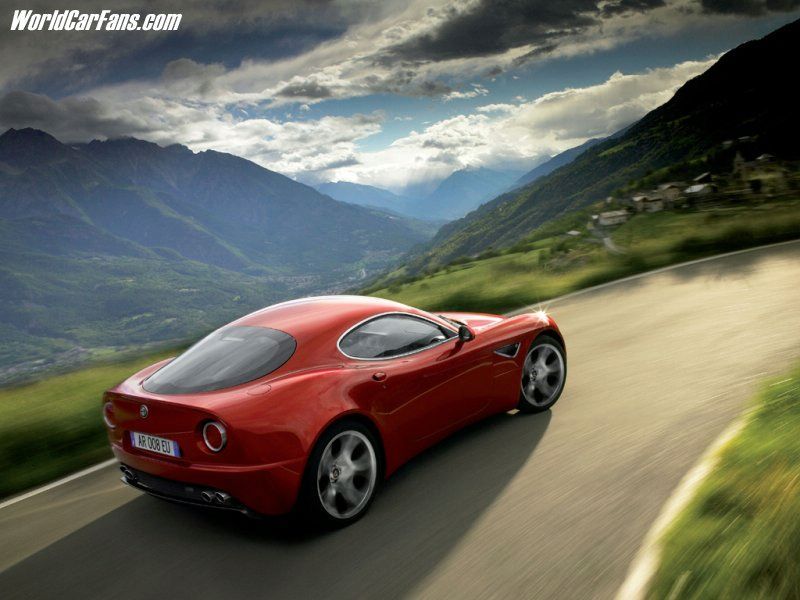 ALFA ROMEO 8C COMPETZONE GALER