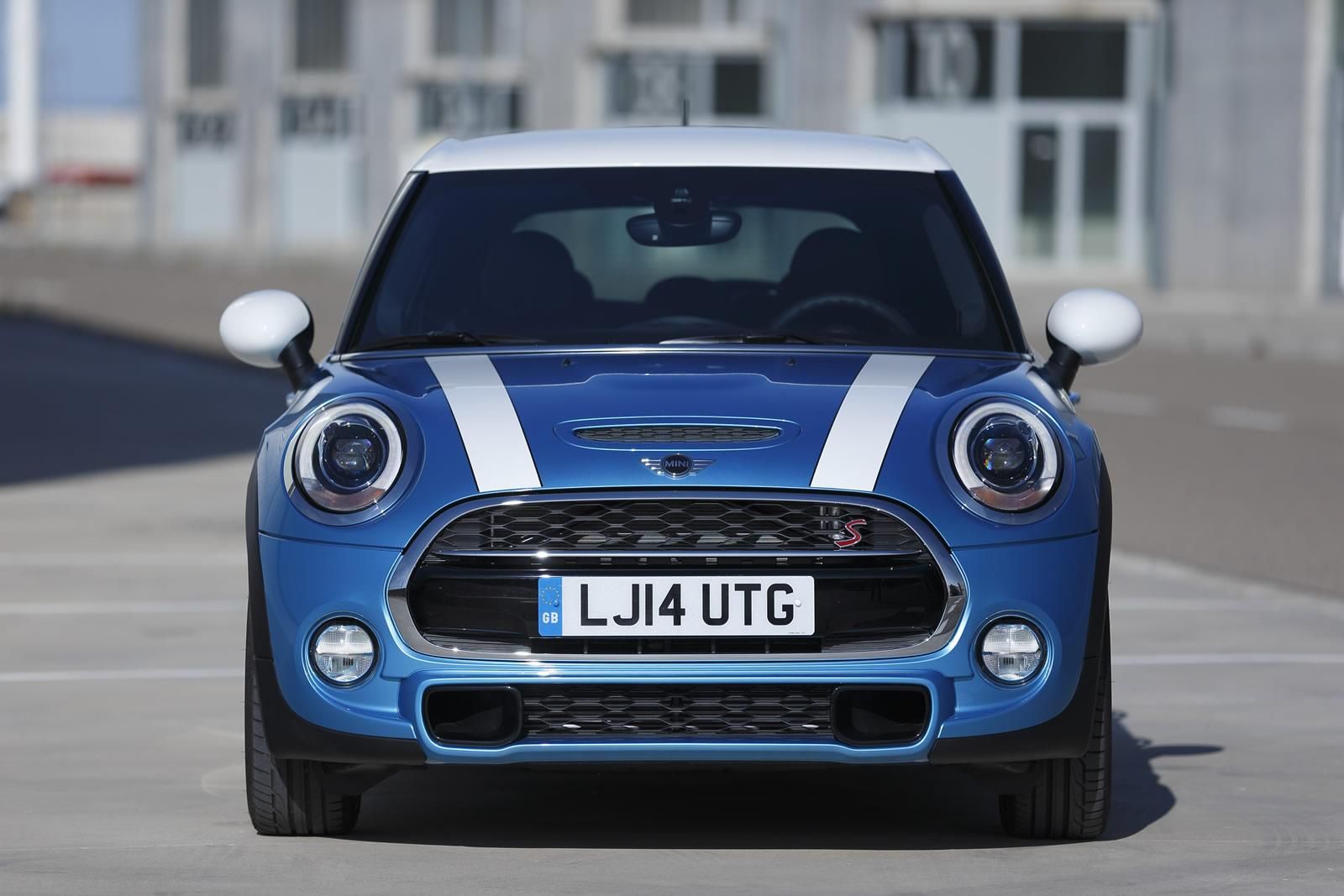 YEN BE KAPILI MN COOPER S DETAYLI RESM GALERS