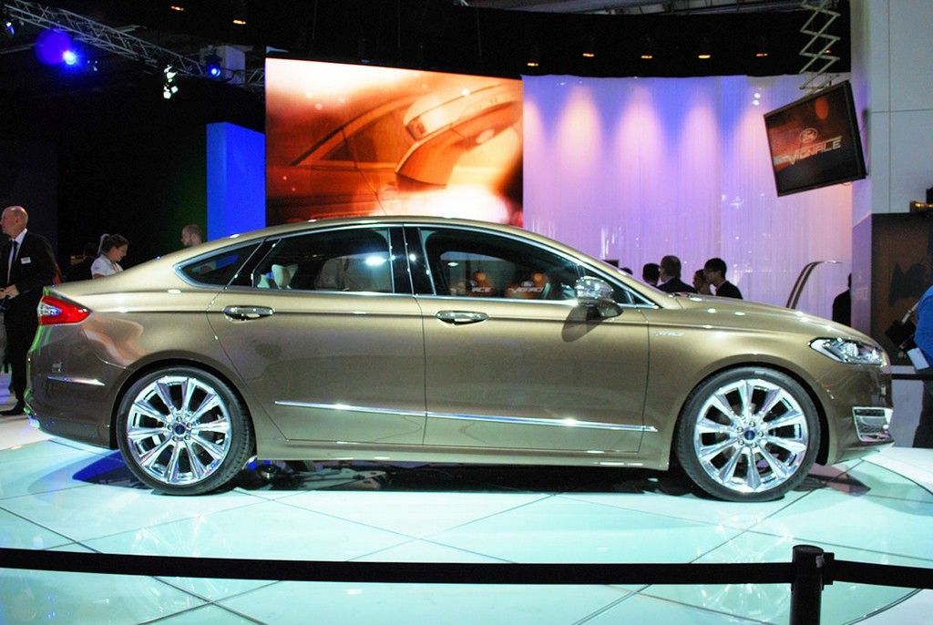 YEN FORD MONDEO VGNALE KONSEPT FRANKFURT LANSMAN RESM GALERS