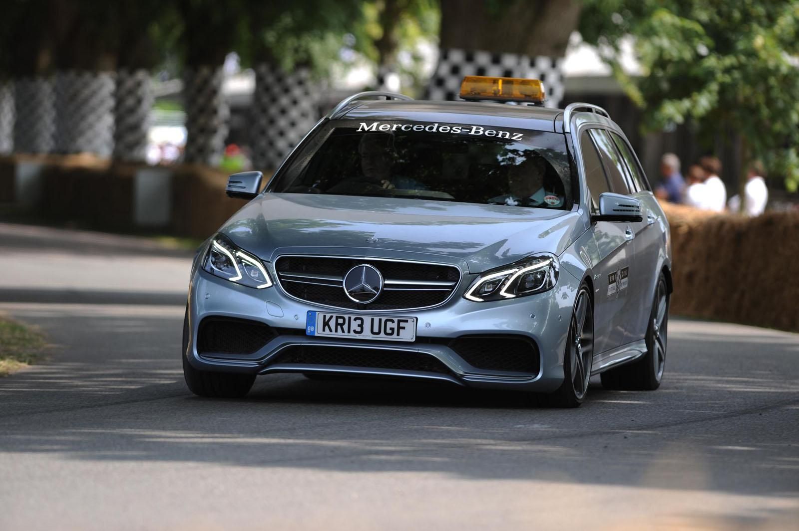 MERCEDES AMG MODELLER GOODWOOD'DA RESM GALERS