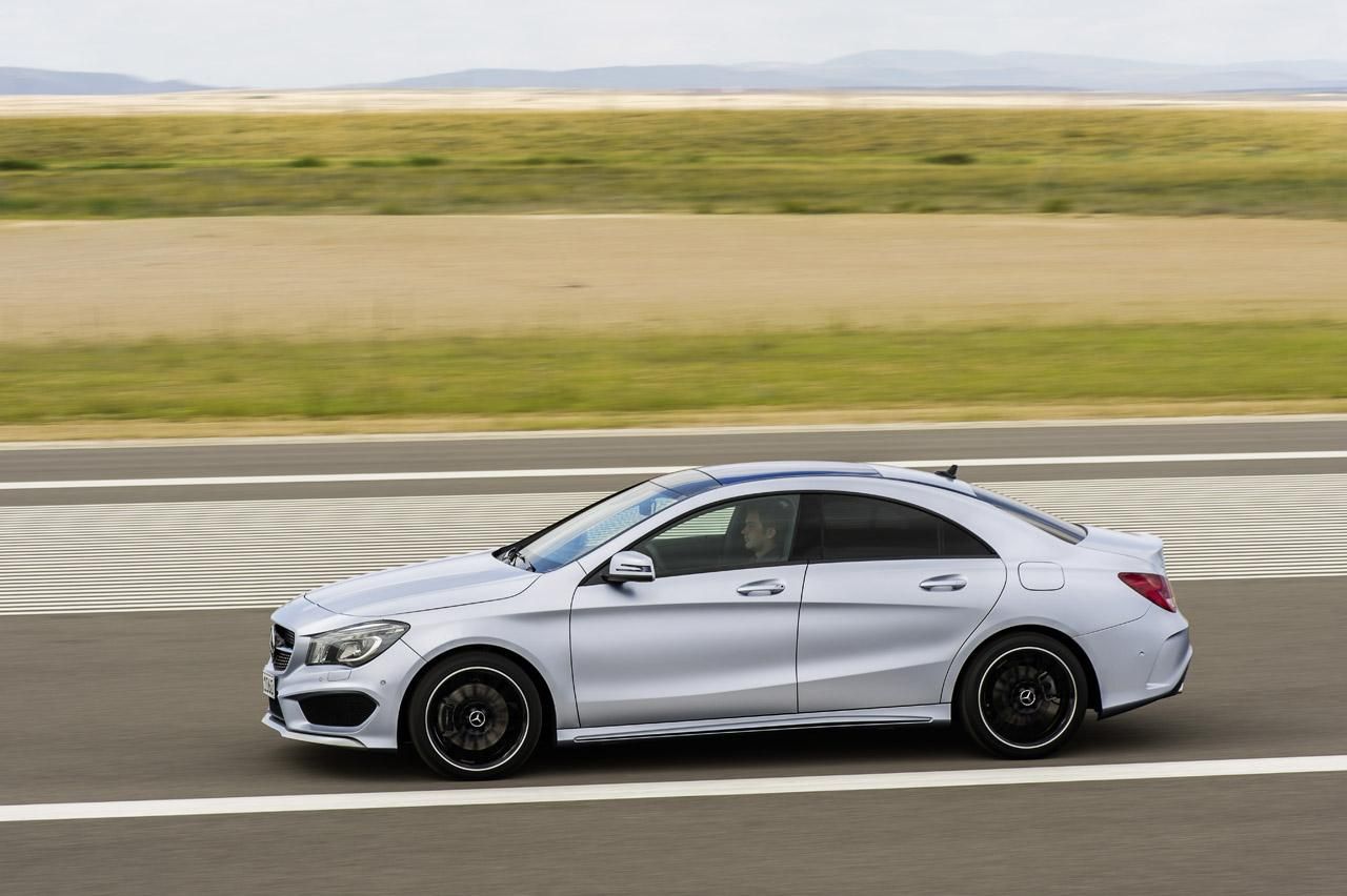 MERCEDES CLA GALER