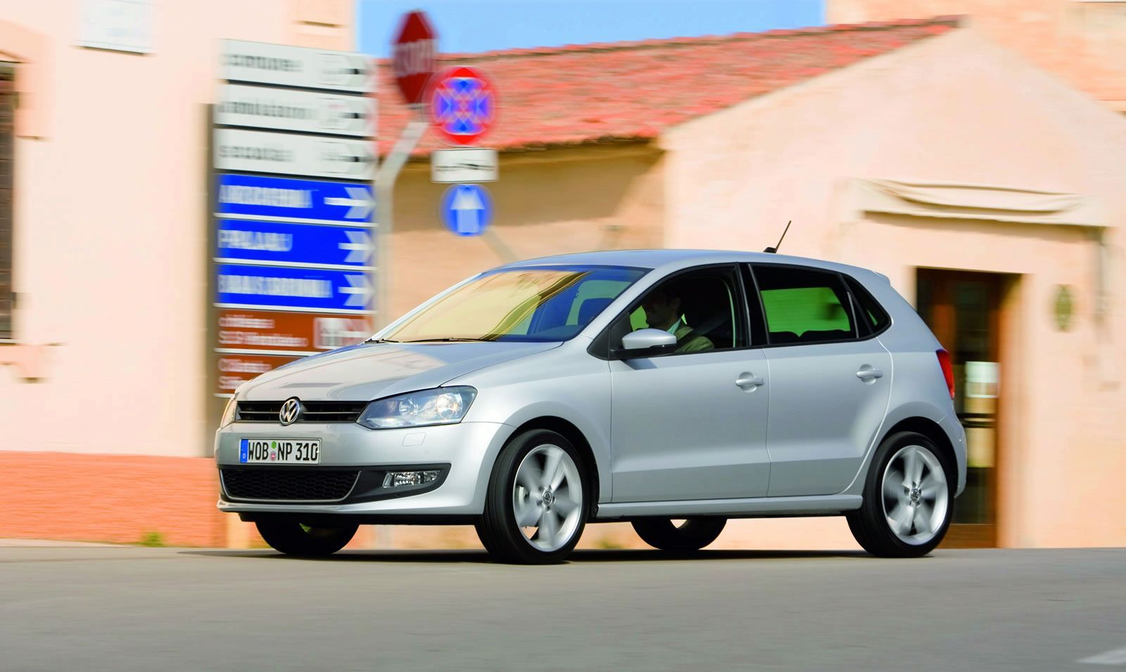 VOLKSWAGEN POLO GALER
